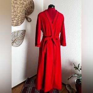 Vanity fair vintage robe